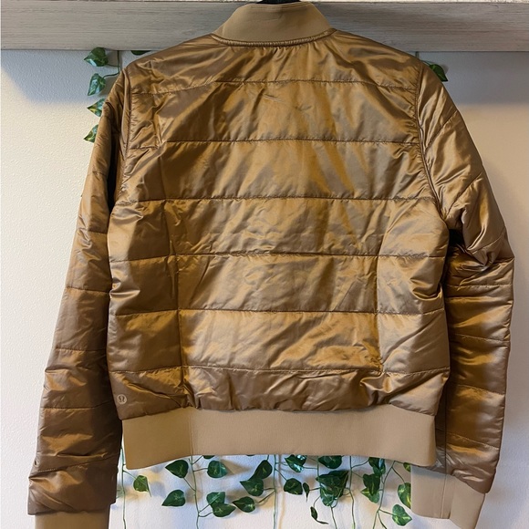 Women’s Reversible Lululemon Non-Stop Bomber jacket. - Picture 2 of 6